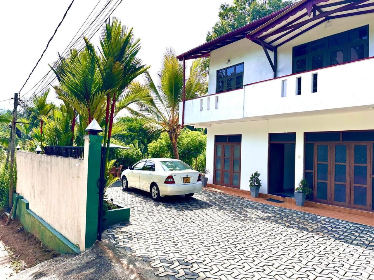 La Riya Ella - 05 Minutes To Ella Town Bed & Breakfast Exterior photo